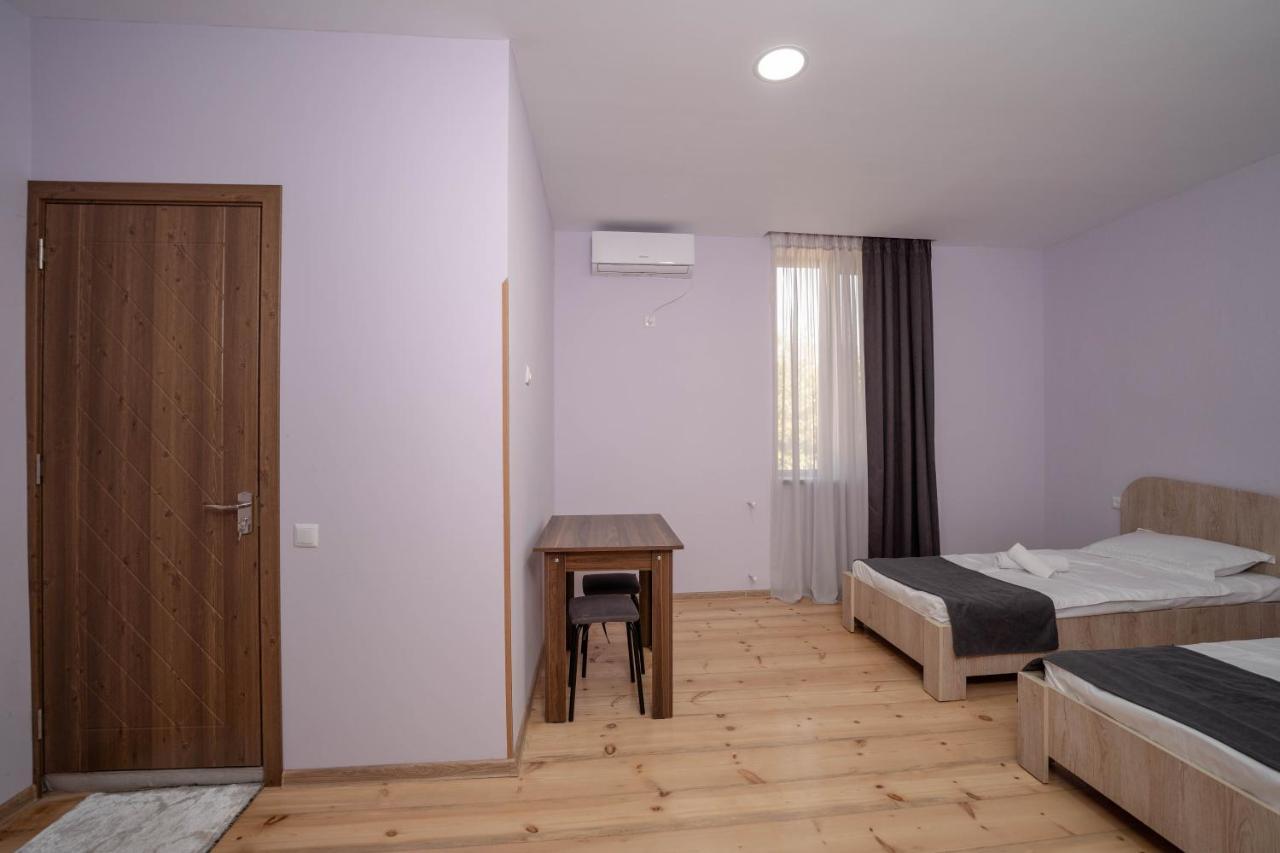 Guest House Gold Телави Екстериор снимка