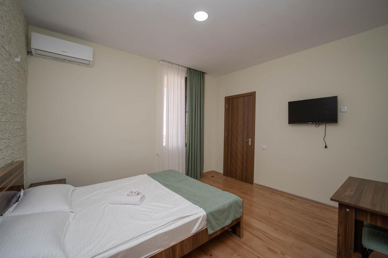 Guest House Gold Телави Екстериор снимка